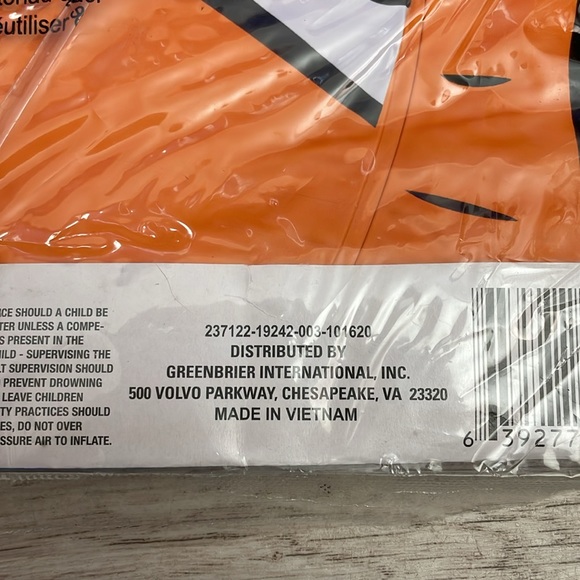 NWT Splash-n-Swim Orange, White & Black Fish Shaped Inflatable Splash Ring - Picture 3 of 4